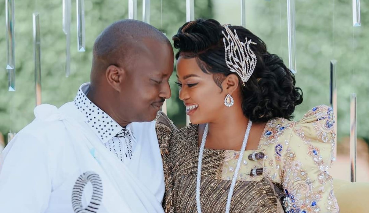As their day to appear before court over their illegal traditional marriage draws closer, Susan Makula has denied being married to the city pastor.
