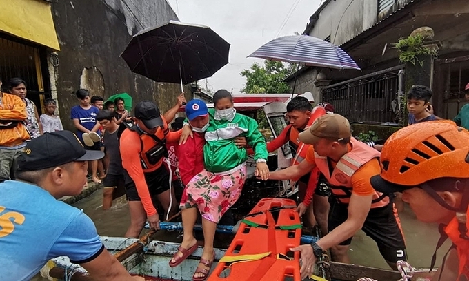 Tropical Storm Hits The Philippines, Leaving Over 25 People Dead