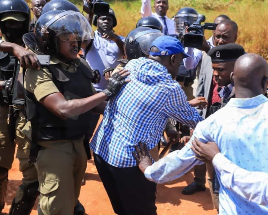 FDC Tells Police To Stop Interfering With Kizza Besigye's Movements