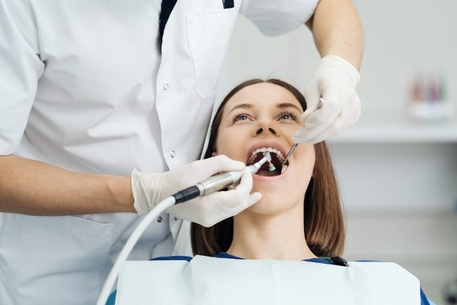 7 Instances When You Should Visit The Dentist