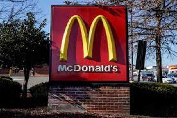 Mc Donald’s To Close Up In US Temporarily, Issues Layoff Notices