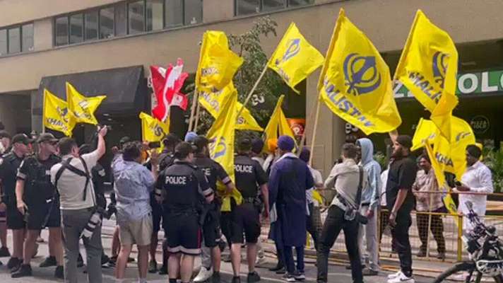 Pro-Khalistan Protests Escalate At Indian Mission In Vancouver Amid Diplomatic Tensions Over Nijjar Killing