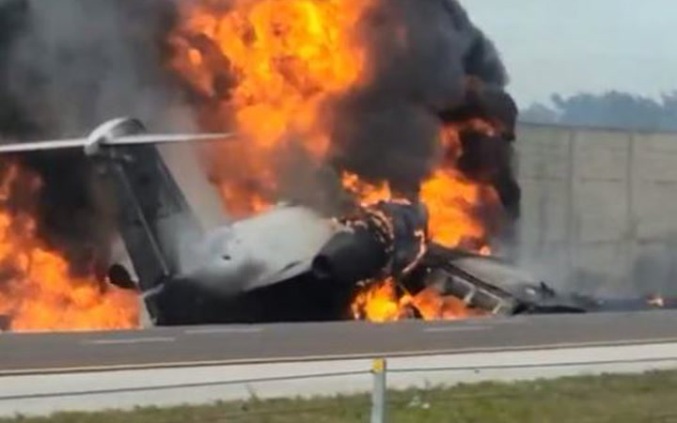 Florida Plane Crash Leaves Two Dead Following Emergency Landing