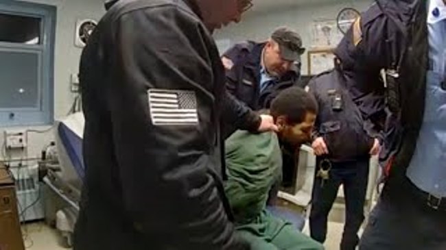 Footage Shows NY Officers Beating Handcuffed Prisoner Before Death