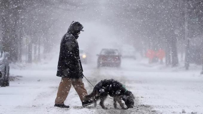 Over 60 Million Americans Affected By Huge Winter Storm